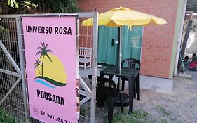Pousada Universo Rosa